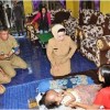 Bupati saat Menjenguk Penderita Hidrosefalus Penderita Kelainan Struktur Wajah
